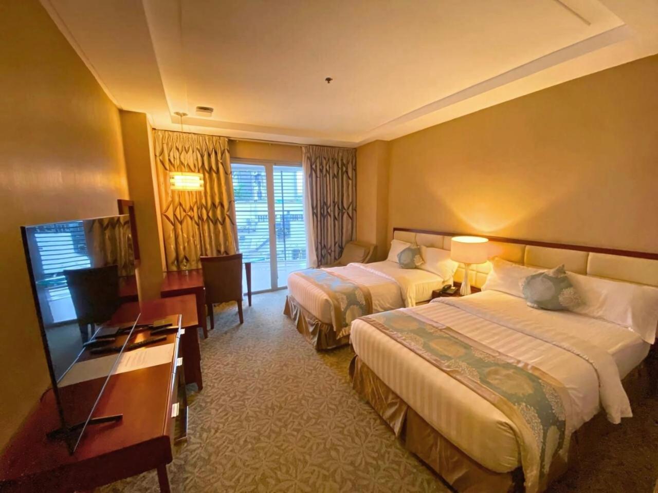 The Avenue Plaza Hotel Naga  Exteriér fotografie