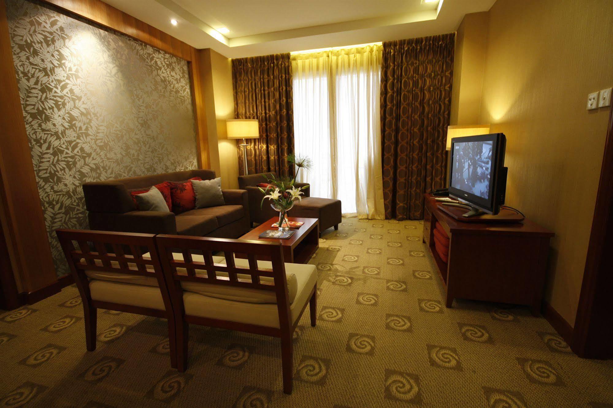 The Avenue Plaza Hotel Naga  Exteriér fotografie